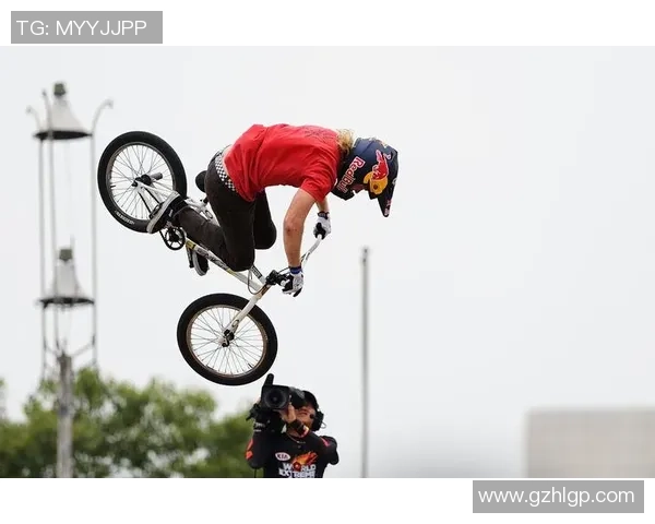 上海极限运动队在全国团队协作排行榜中荣登第七名引发关注 上海极限运动队在全国团队协作排行榜中荣登第七名引发关注